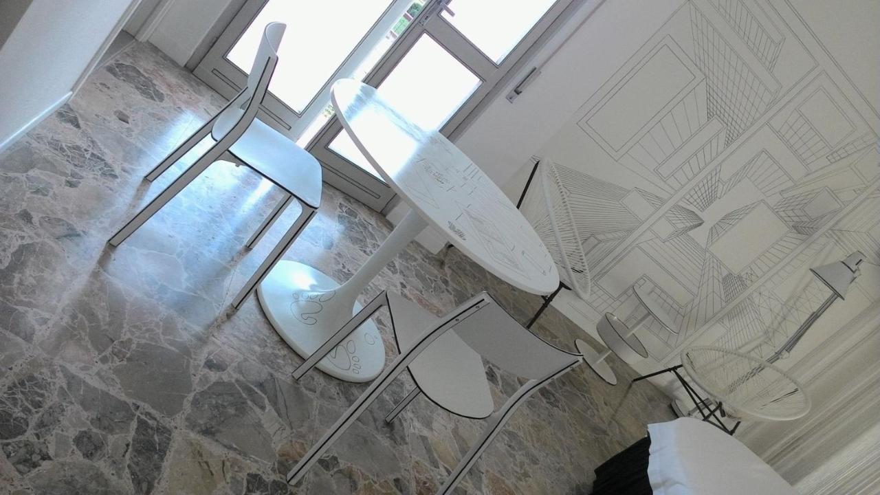 Bb Sharingloft Sirmione Bed & Breakfast ภายนอก รูปภาพ